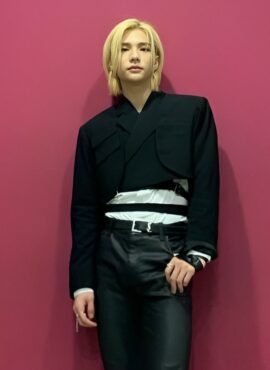 Black Tie Waist Cropped Suit Jacket | Hyunjin – Stray Kids
